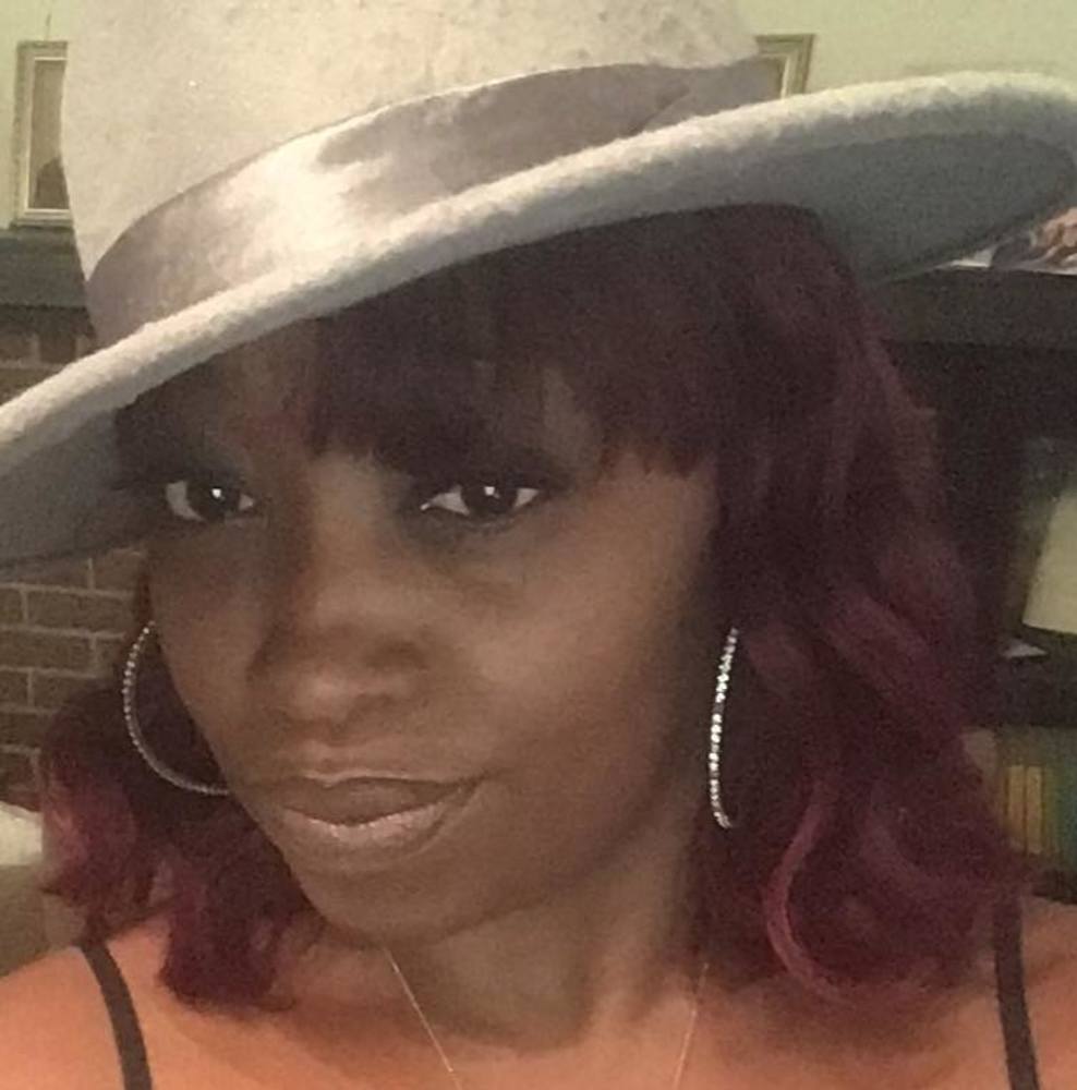 Meet your Posher, Tia